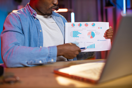 Çalışanlarınızın performansını ara değerlendirmelerle izleyin ve gelişim süreçlerini optimize edin. Doğru geri bildirimlerle ekip motivasyonunu artırın.